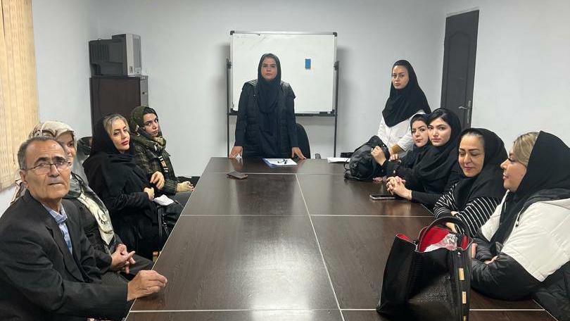 برگزاری کارگاه آموزشی خودمراقبتی در زنان باردار در مرکز خدمات جامع سلامت شهری آیت